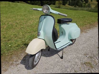 Piaggio Vespa V50