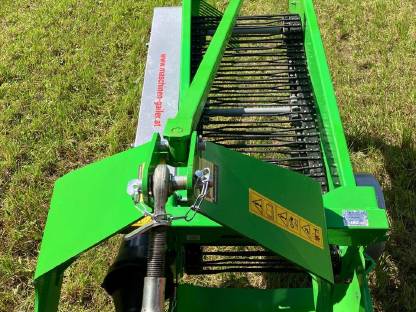 Bild 6:Bomet Upus Kartoffelroder (Siebkettenroder) Z656