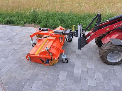 Bild 2:Kehrmaschine 180 cm Stekro