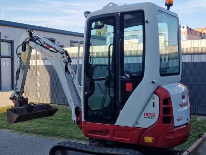 Bild 3:Takeuchi TB216 Minibagger