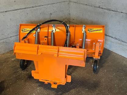 Bild 5:Schneeschild, Schneepflug, Schneeschieber