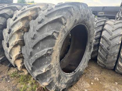 Bild 7:Traktorreifen 650/65R42 Trelleborg TM800