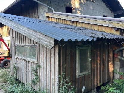 Bild 2:Ziegenstall, Hühnerstall