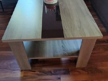 Bild 2:Wohnzimmertisch