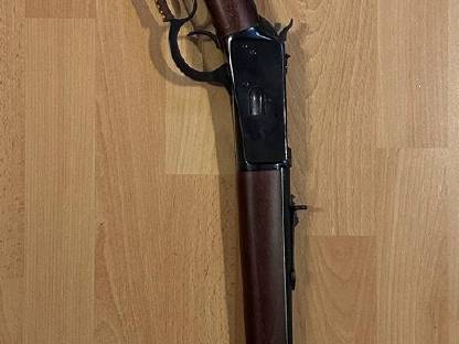 Bild 2:Rossi 1892 Unterhebelrepetierer .357 Mag / .38 Spl