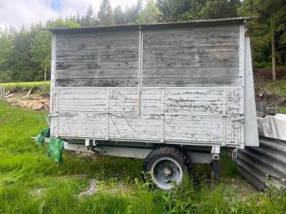 Bild 4:Hackschnitzelkipper