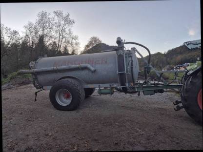 Bild 2:Marchner 7.000 Güllefass