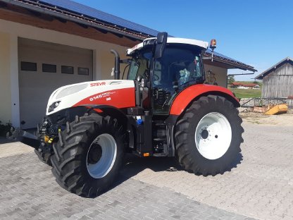 Bild 9:Steyr 6145 Profi CVT