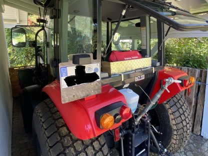 Bild 3:Branson 5025C, zus. Rasenreifen, Palettengabel, nur 40 Bstd.