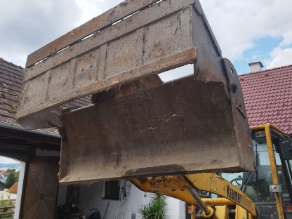 Bild 3:Klappschaufel