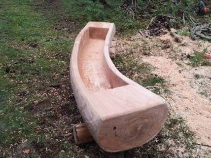 Bild 5:Brunntrog Lärche Brunnen