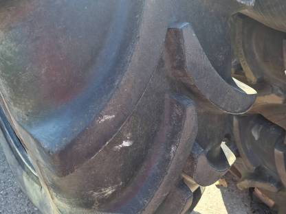 Bild 3:520/70R38 Traktorreifen