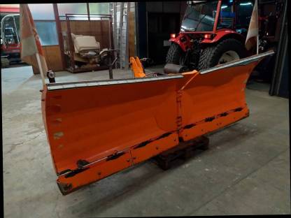 Bild 4:Samazs AlpS 300 Vario-Schneepflug