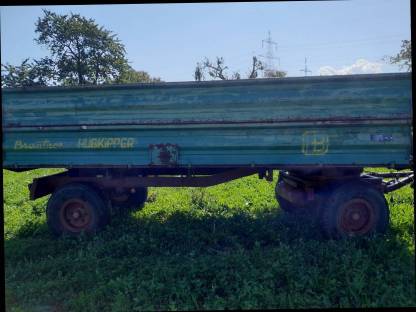 Bild 2:Brantner Hubkipper 8 t