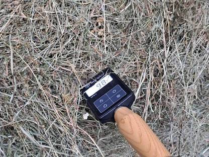 Bild 3:HEU Rundballen