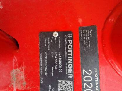 Bild 4:Mähwerk Pöttinger Novadisc 352