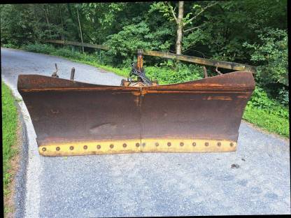 Bild 3:Hydrac Schneepflug 2502 HS