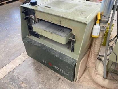 Bild 4:SCM Dickenhobelmaschine