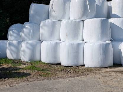 Verkaufe Grassilagen