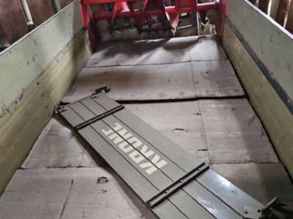 Bild 3:Krone Miststreuer