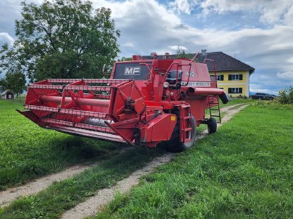 Bild 2:Verkaufe Mähdrescher Massey Ferguson 440