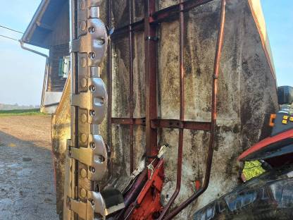 Seitenmähwerk Kuhn GDM 600