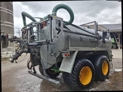 Bild 7:Joskin Gülleverteiler-Gestänge 18m 21m 24m 27m 30m