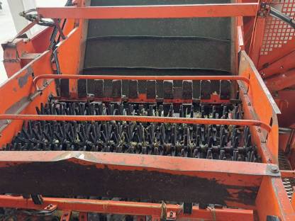 Bild 9:Bourgoin JL 410 D Allrad