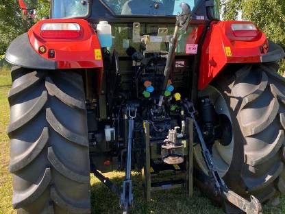 Bild 4:Steyr 4075 Kompakt HILO