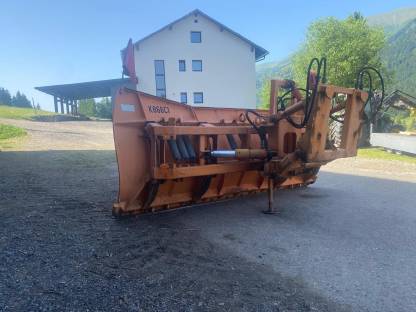 Bild 3:Springer SHL3004-3 Schneepflug