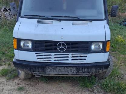 Bild 4:Mercedes 307D