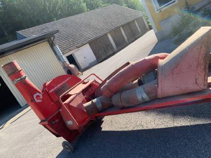 Bild 3:Heugebläse Siloförderer Gebläse Silofräse