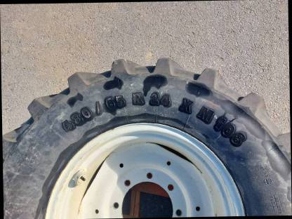 Bild 2:Komplettrad 480/65 R24