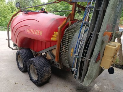 Bild 2:Gebläsespritze Mitterer, 2.000 l
