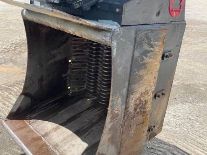 Bild 2:Sieblöffel/Separator SkanCraft OilQuick 70/45