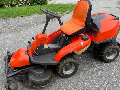 Husqvarna Rider 320 AWD