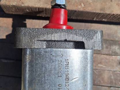 Verkaufe Hydraulikpumpe für Massey Ferguson