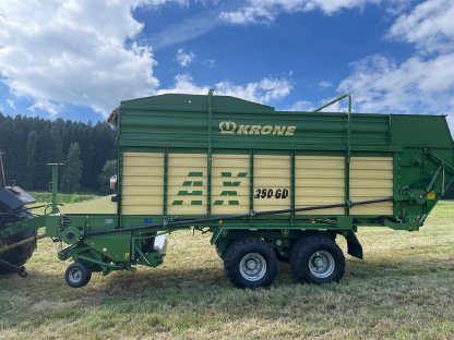 Krone Erntewagen AX 250GD