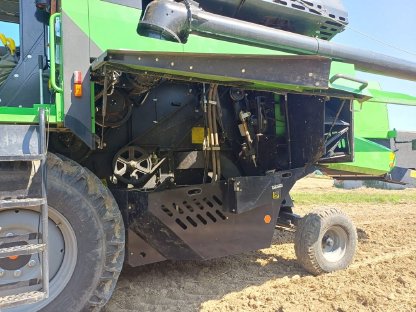 Bild 3:Deutz C5305 - Mähdrescher