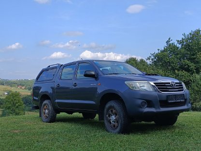Toyota HILUX VII 2,5 D-4D Country