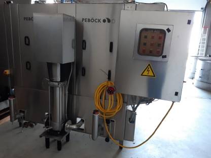 Bild 4:Kistenwaschanlage - Großkisten