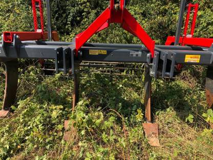 Bild 2:Tiefenlockerer Saphir