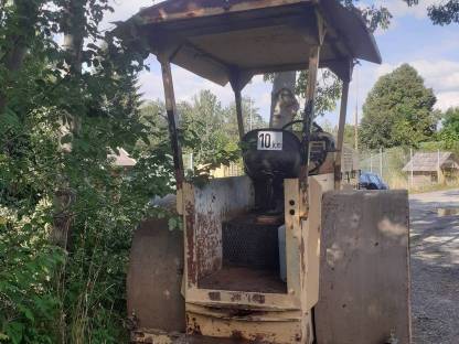 Bild 3:Walze mit Steyr 213S Motor