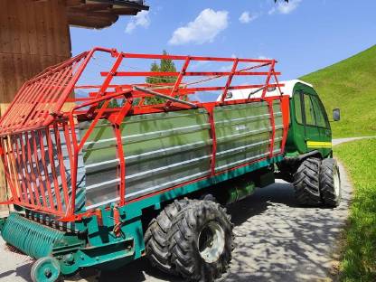 Bild 6:Waldhofer Ladewagen