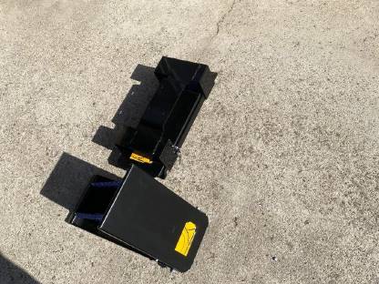 2 Unterlegkeile mit Halterung