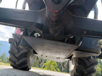 Bild 5:Massey Ferguson 4225