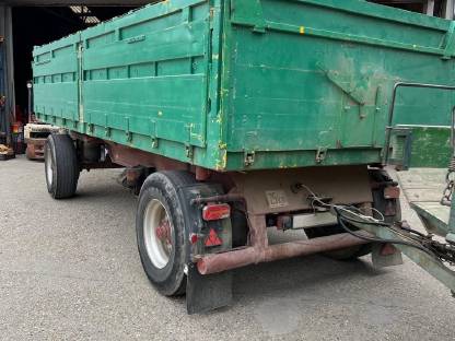 Bild 2:Schwarzmüller 2-Achs 3-Seitenkipper