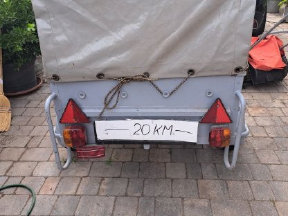 Bild 2:PKW Anhänger