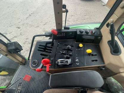 Bild 5:John Deere 6400