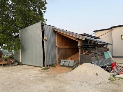 Carport/Halle